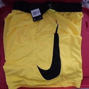 Men's 2X Nike Shorts NWT